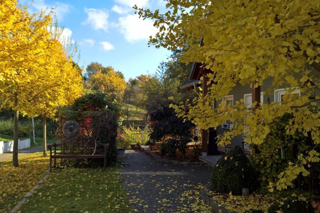 Entspannen Im Grunen, Ferienwohnung Mit Eigenem Garten Keilberg Extérieur photo